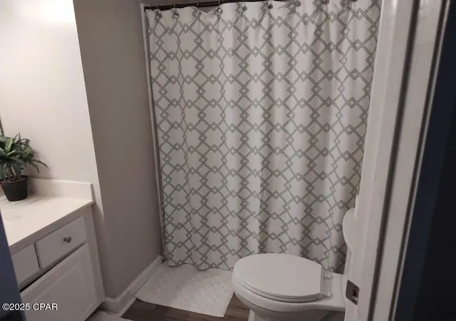 2nd image of 5833 N Lagoon Dr, Panama City, FL 32408