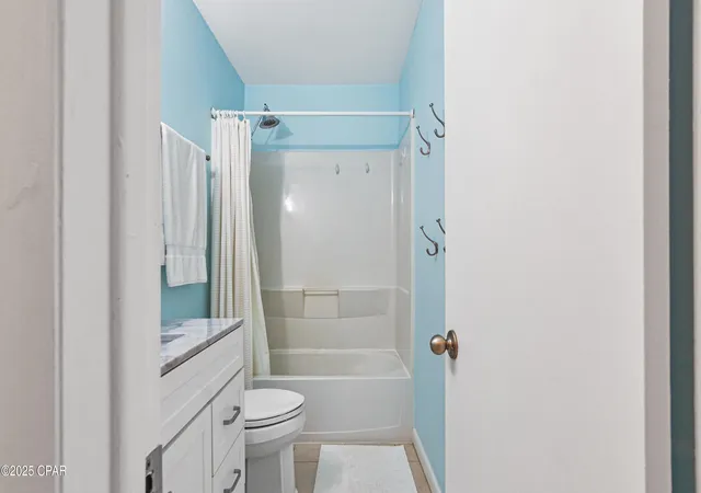 Photo 3 of Condominium at 1301 Beck Ave #41, Panama City, FL 32401 | MLS# 774446 | | Sold on 2025-11-21