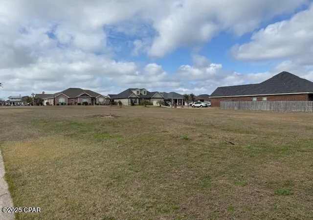2nd image of 202 Lakeview Ter, Lynn Haven, FL 32444 | MLS# 772596
