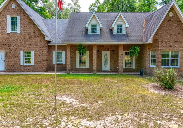 Homes for sale in Vernon, FL | 4187 Shell Landing Rd, Vernon, FL 32462 | MLS# 772937