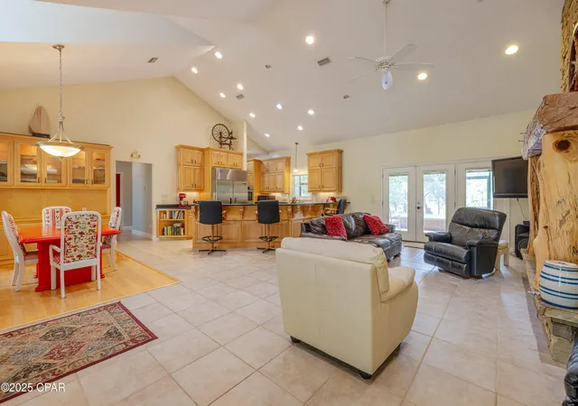 Homes for sale in Vernon, FL | 4187 Shell Landing Rd, Vernon, FL 32462 | MLS# 772937