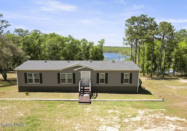 Homes for sale in Chipley, FL | 4120 Sunrise Trl, Chipley, FL 32428 | MLS# 772090
