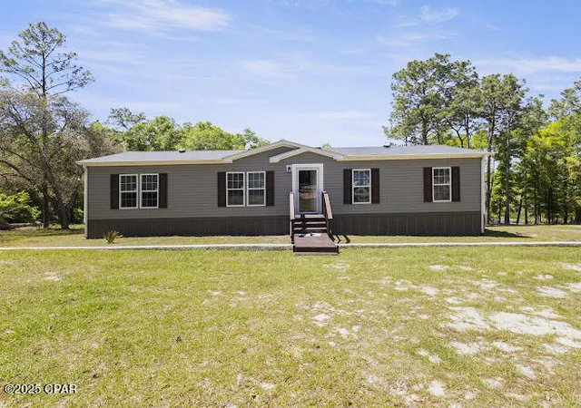 Homes for sale in Chipley, FL | 4120 Sunrise Trl, Chipley, FL 32428 | MLS# 772090