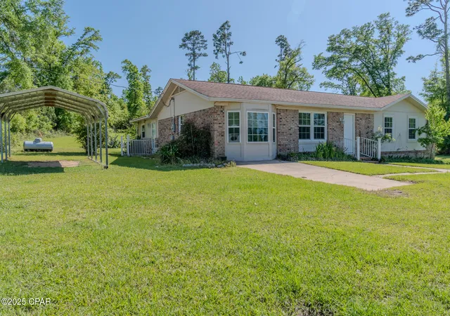 Homes for sale in Marianna, FL | 4873 Donna Dr, Marianna, FL 32446 | MLS# 771961
