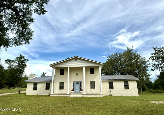3rd image of 2666 Indian Springs Rd, Marianna, FL 32446 | MLS# 776367