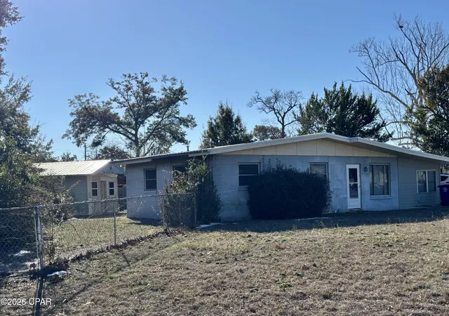 Photo 3 of Single family home for sale at 3101 W 21St Ct, Panama City, FL 32405 | MLS# 767644 | Listing updated on 2026-06-04