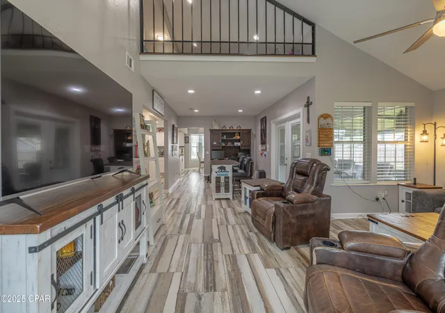 3rd image of 702 Plantation Cir, Panama City, FL 32404 | MLS# 773826