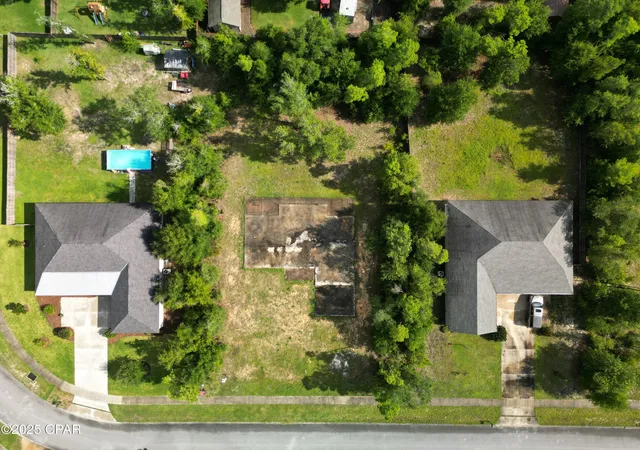 3rd image of 105 Lake Merial Trl, Panama City, FL 32409 | MLS# 777990