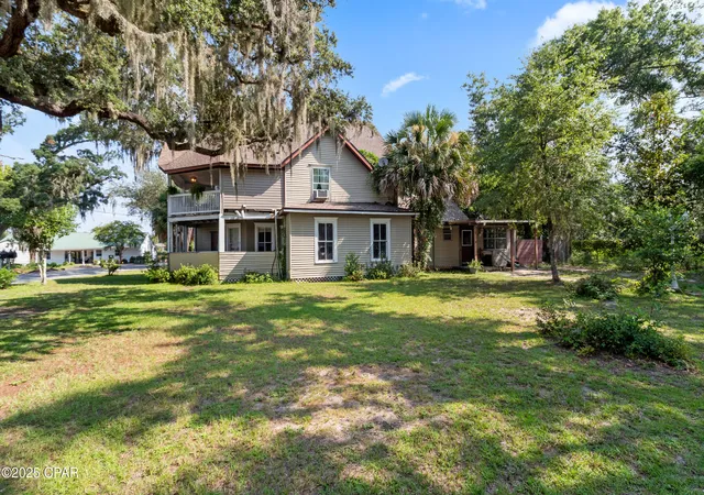 3rd image of 710 Moore Cir, Panama City, FL 32401 | MLS# 778429