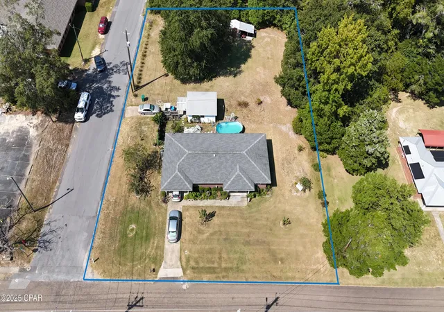Homes for sale in Bonifay, FL | 703 S Weeks St, Bonifay, FL 32425 | MLS# 779207