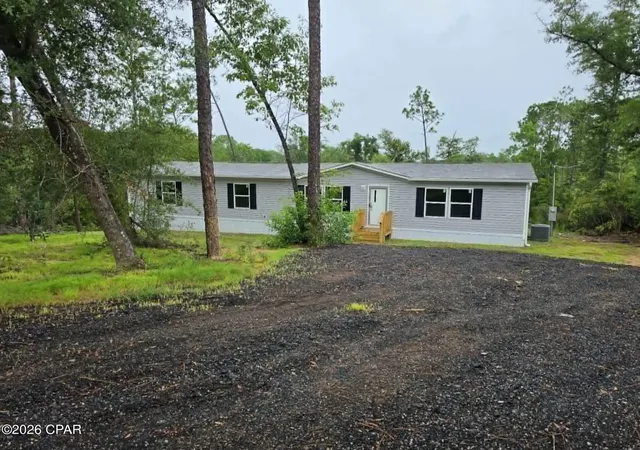 Homes for sale in Alford, FL | 1065 Highlands Cir, Alford, FL 32420 | MLS# 779344