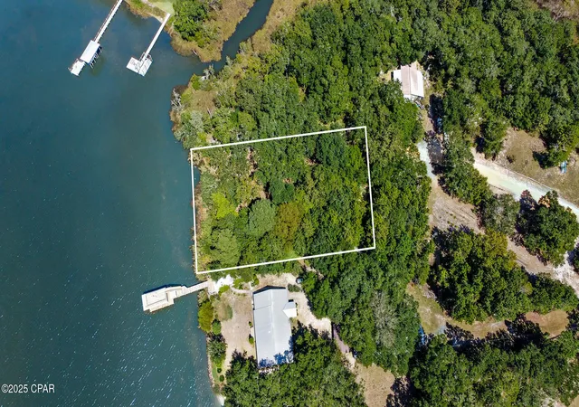 1st image of 00 Dexton King Rd, Freeport, FL 32439 | MLS# 779425