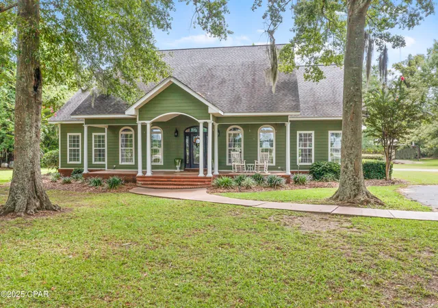 Homes for sale in Malone, FL | 5924 Old U S Rd, Malone, FL 32445 | MLS# 779672