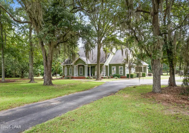 Homes for sale in Malone, FL | 5924 Old U S Rd, Malone, FL 32445 | MLS# 779672