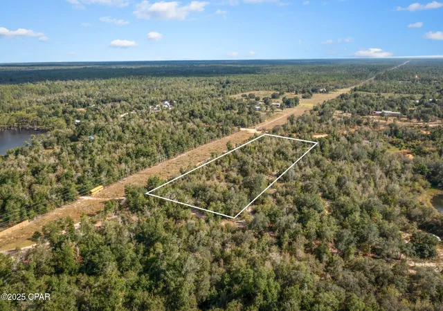 5th image of Xxx S Silver Lake Rd, Fountain, FL 32438 | MLS# 779706