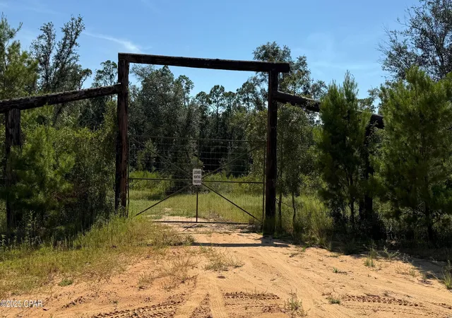 5th image of 0 Jewel Rd, Alford, FL 32420 | MLS# 779816