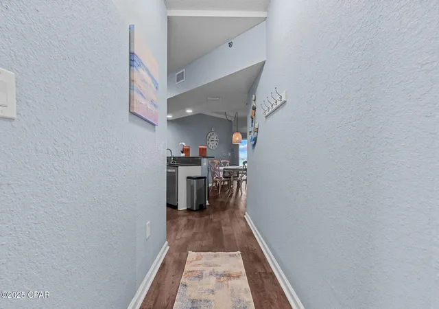 Listing Photo 4 - Condo for sale in building located at 6500 Brg Water Wy, Panama City Beach, FL 32407 - Unit #702