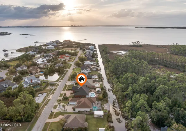 Photo 2 of Sale Pending at 1200 Kristanna Dr, Panama City, FL 32405 | MLS# 779967 | Listing updated on 2026-05-30