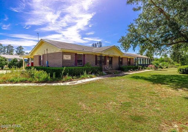 Homes for sale in Cottondale, FL | 2706 Sapp Rd, Cottondale, FL 32431 | MLS# 779999