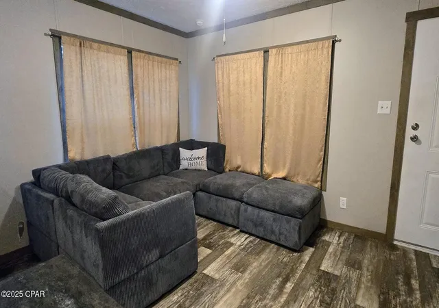 Photo 4 of Manufactured home for sale at 233 Tennessee St, Wewahitchka, FL 32465 | MLS# 780069 | Listing updated on 2026-05-30