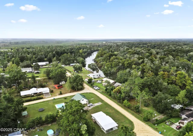 4th image of 5227 Se Shellcracker Ave, Blountstown, FL 32424 | MLS# 780189