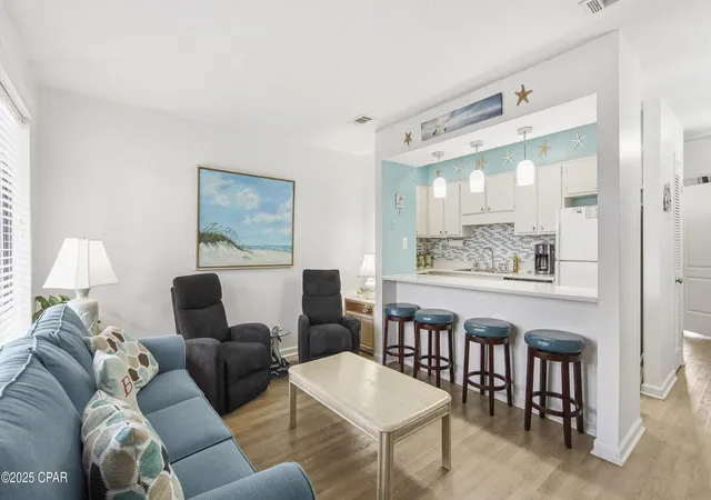 2nd image of 6829 Thomas Dr #301, Panama City, FL 32408 | MLS# 780423