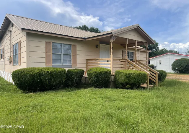 Homes for sale in Campbellton, FL | 5455 Ellaville Road Road, Campbellton, FL 32426 | MLS# 780435