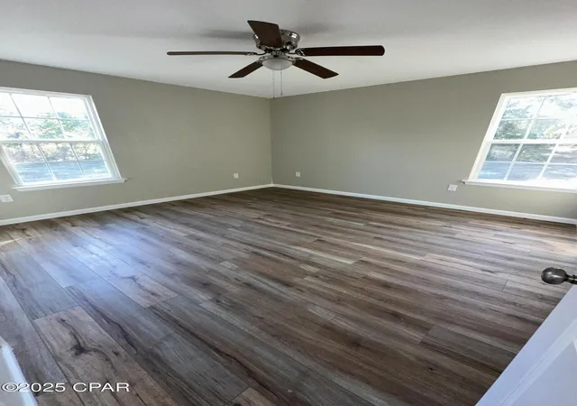 Homes for sale in Grand Ridge, FL | 6630 Grande Oak Loop, Grand Ridge, FL 32442 | MLS# 780545