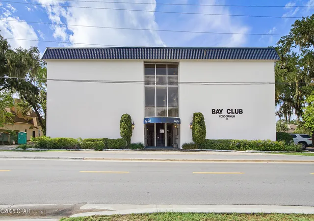 2nd image of 316 Cherry St, Panama City, FL 32401