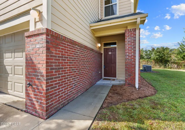 Photo 3 of Townhouse for sale at 406 Baldwin Rowe Cir #406, Panama City, FL 32405 | MLS# 780988 | Listing updated on 2026-05-30