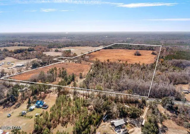 Homes for sale in Cottondale, FL | 2045 Us Hwy 90, Cottondale, FL 32431 | MLS# 780990
