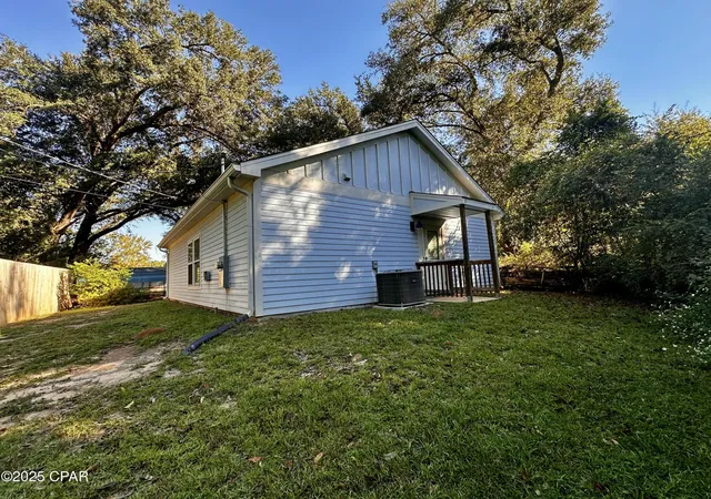 Homes for sale in Sneads, FL | 7825 Hwy 90, Sneads, FL 32460 | MLS# 781158