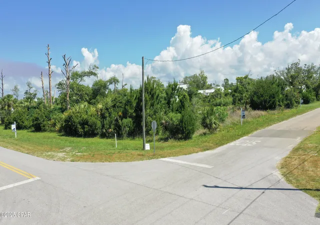2nd image of 217 Gulf St, Port Saint Joe, FL 32456 | MLS# 781306