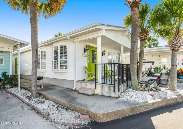 3rd image of 689 Seashell Dr, Panama City Beach, FL 32408 | MLS# 781599