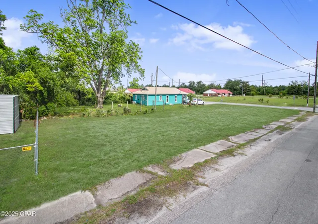 Photo 3 of Land for sale at 524 Martin Luther King Blvd, Port Saint Joe, FL 32456 | MLS# 781609 | Listing updated on 2026-07-01