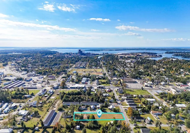 2nd image of 2911 E 5th Ct, Panama City, FL 32401 | MLS# 781653