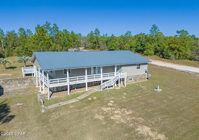 1st image of 2672 W Laurel Dr, Alford, FL 32420 | MLS# 781721