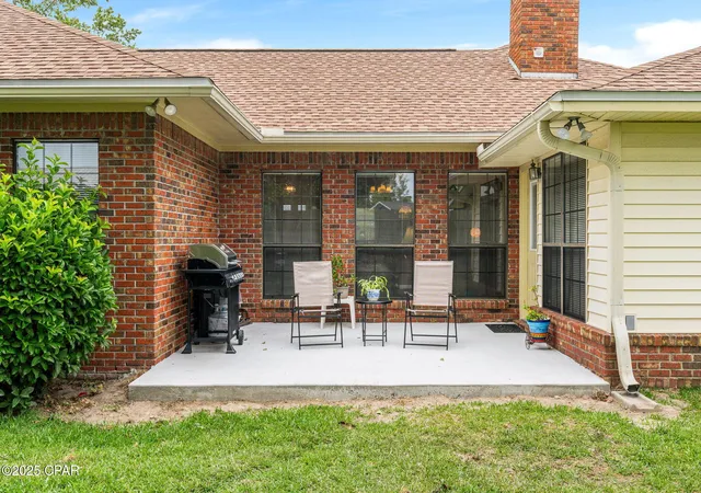 Photo 3 of Single family home for sale at 2707 Pembroke Dr, Panama City, FL 32405 | MLS# 781935 | Listing updated on 2026-06-01