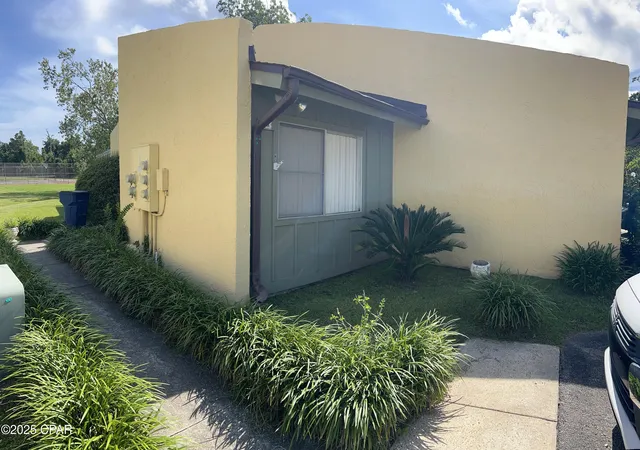 2nd image of 1025 W 19th St #3A, Panama City, FL 32405 | MLS# 782039