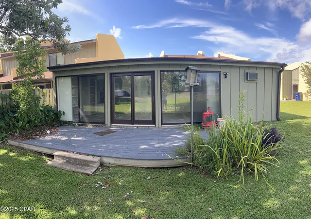 3rd image of 1025 W 19Th St, Panama City, FL 32405