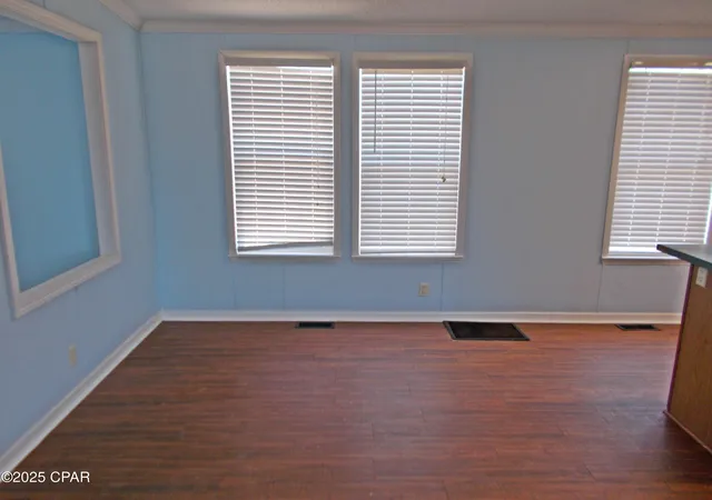 3rd image of 6905 Bateau Pond Ln, Grand Ridge, FL 32442 | MLS# 782179