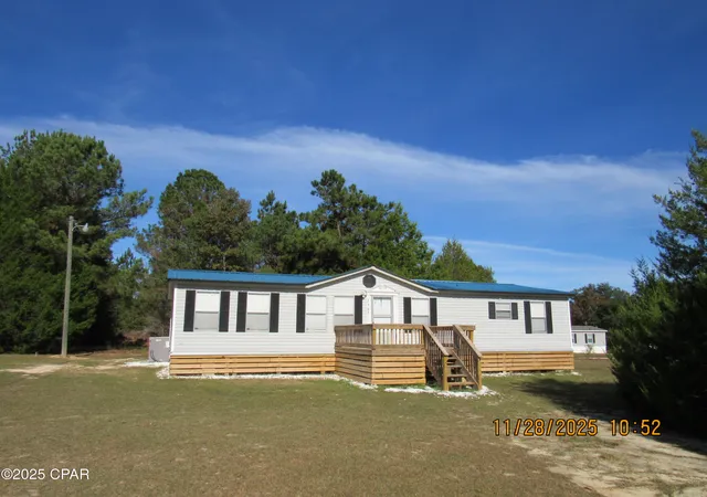Homes for sale in Cottondale, FL | 2988 Five Points Rd, Cottondale, FL 32431 | MLS# 782226