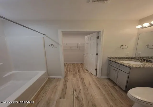 3rd image of 2512 Shady Oak Ct, Panama City, FL 32408