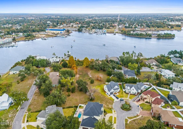 13th image of 335 Watson Bayou Cir, Panama City, FL 32401 | MLS# 782529