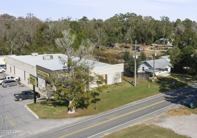 Homes for sale in Bonifay, FL | 209 E North Ave, Bonifay, FL 32425 | MLS# 782638