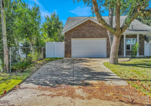 2nd image of 204 N El Centro Blvd, Panama City Beach, FL 32413 | MLS# 782695