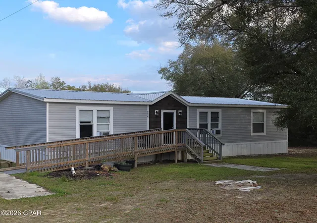 1st image of 214 Lakepoint Rd, Alford, FL 32420 | MLS# 783008
