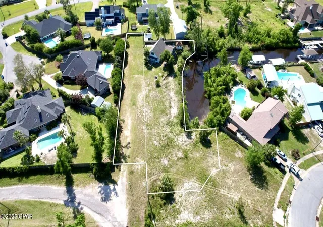 Photo 2 of Single family home for sale at 2222 W 29th Plaza, Panama City, FL 32405 | MLS# 783055 | Listing updated on 2026-05-30