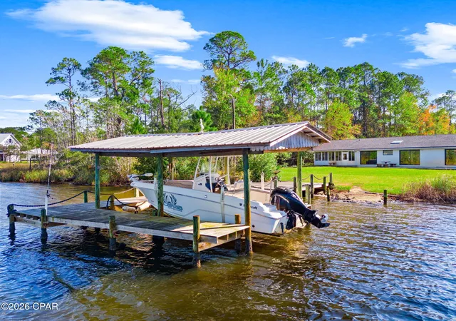 Homes for sale in Freeport, FL | 452 Mallet Bayou Rd, Freeport, FL 32439 | MLS# 783140
