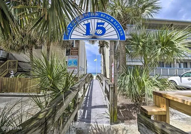 2nd image of 6829 Thomas Dr, Panama City, FL 32408